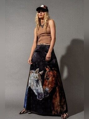 Dressed In LALA Mustang Moon Satin Skirt Size Medium